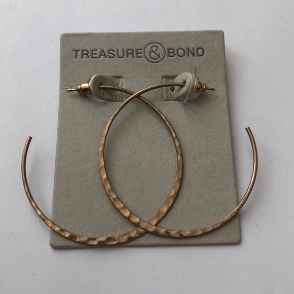 Treasure & Bond Hammered Hoop Earrings Gold - Picture 4 of 5
